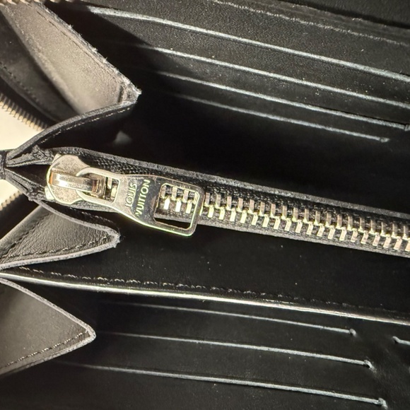 Louis Vuitton Zippy XL Damier Cobalt Organizer/Wallet - Picture 9 of 9